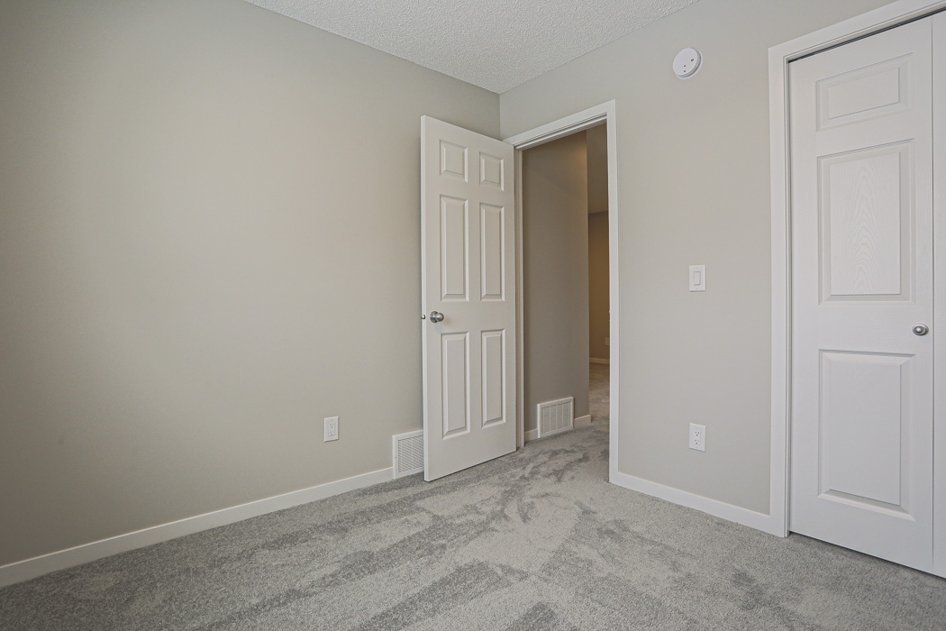 Listing Image 64