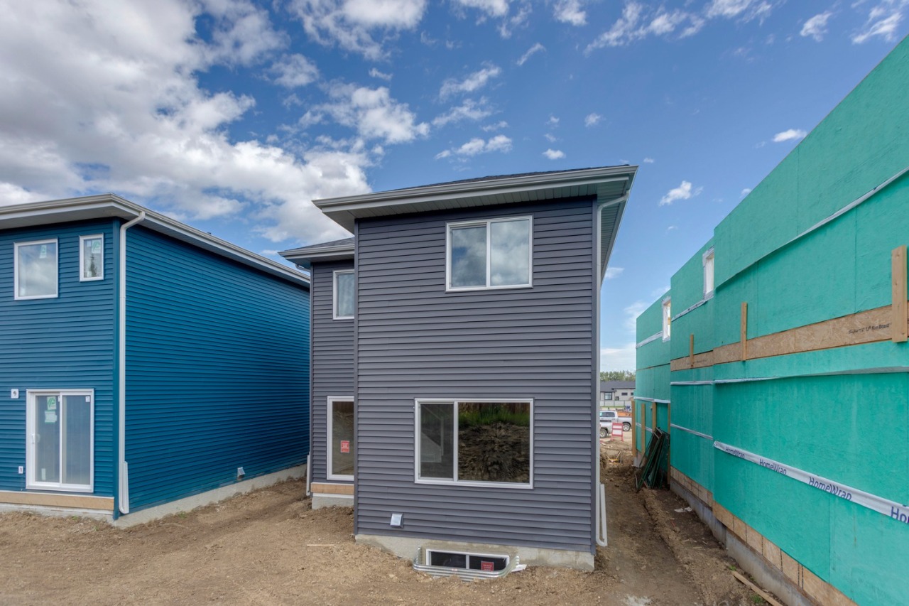 Listing Image 24
