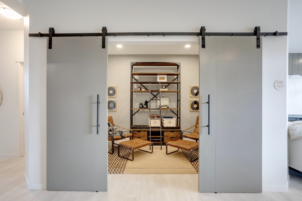 Listing Image 12