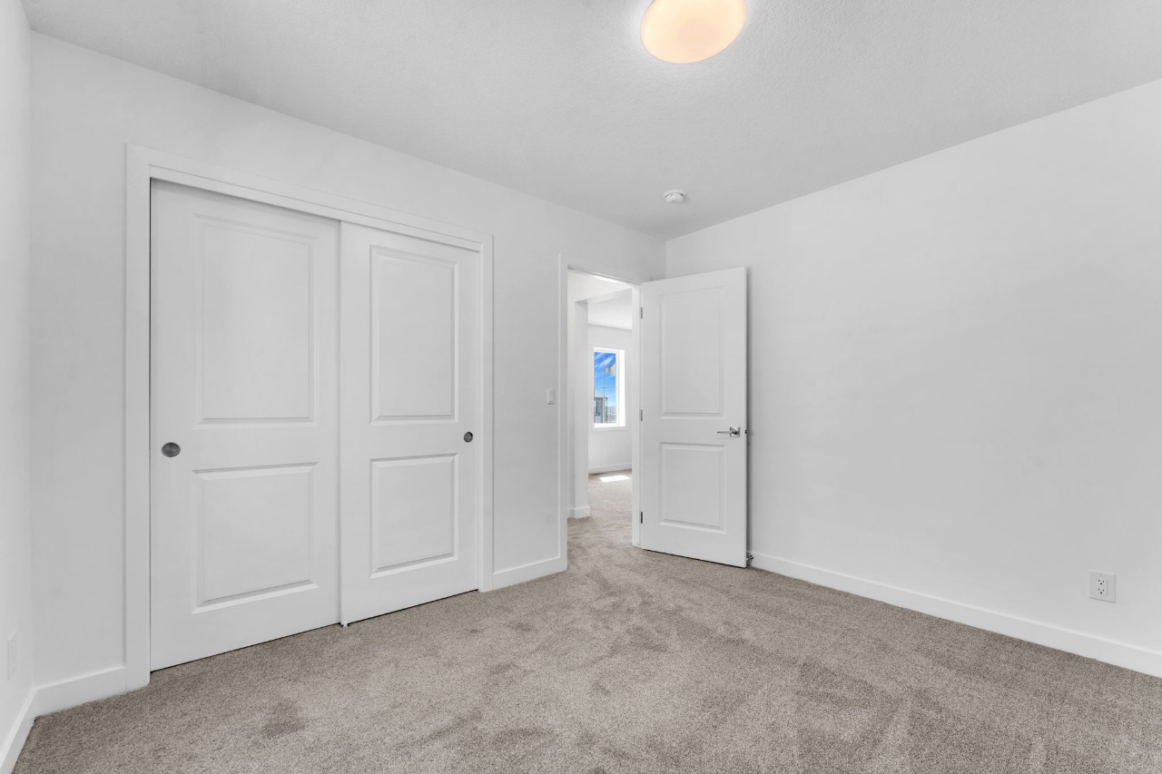Listing Image 26