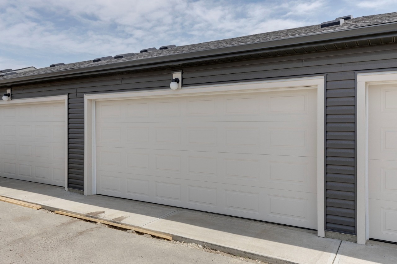 Listing Image 32