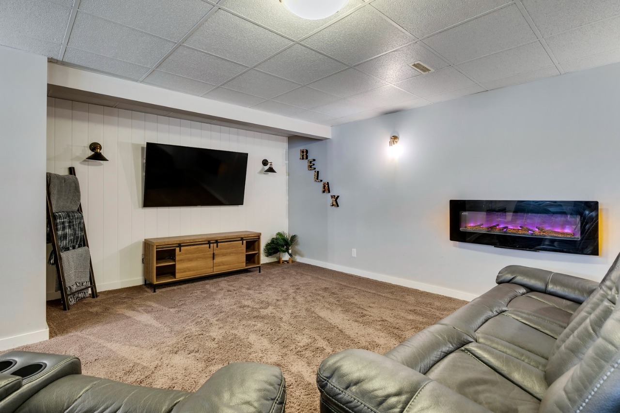 Listing Image 35