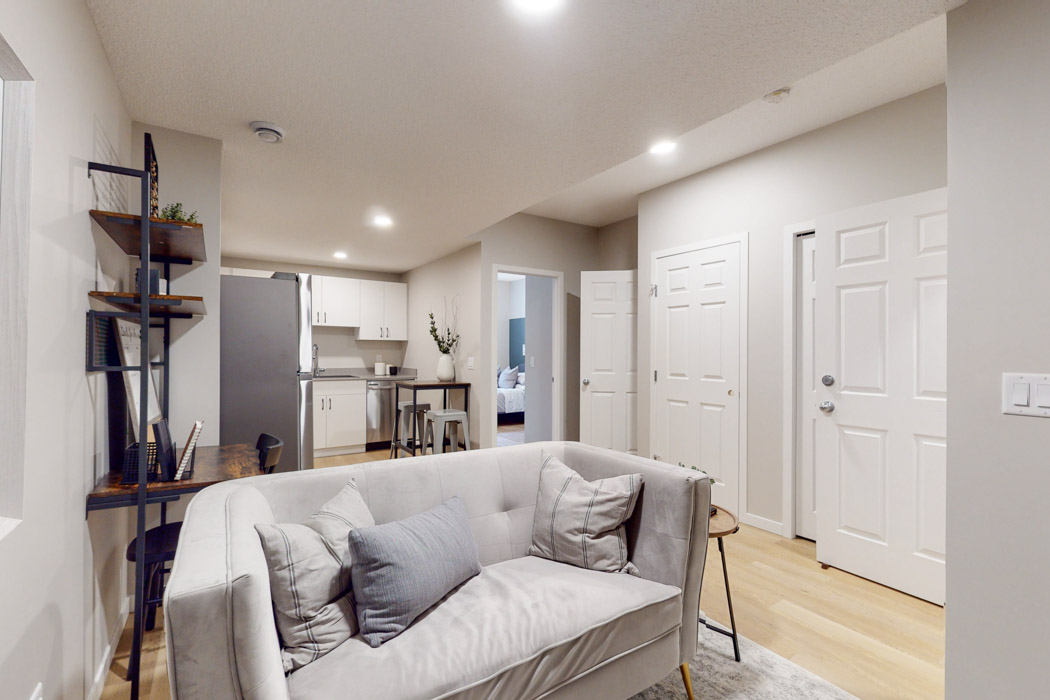 Listing Image 59