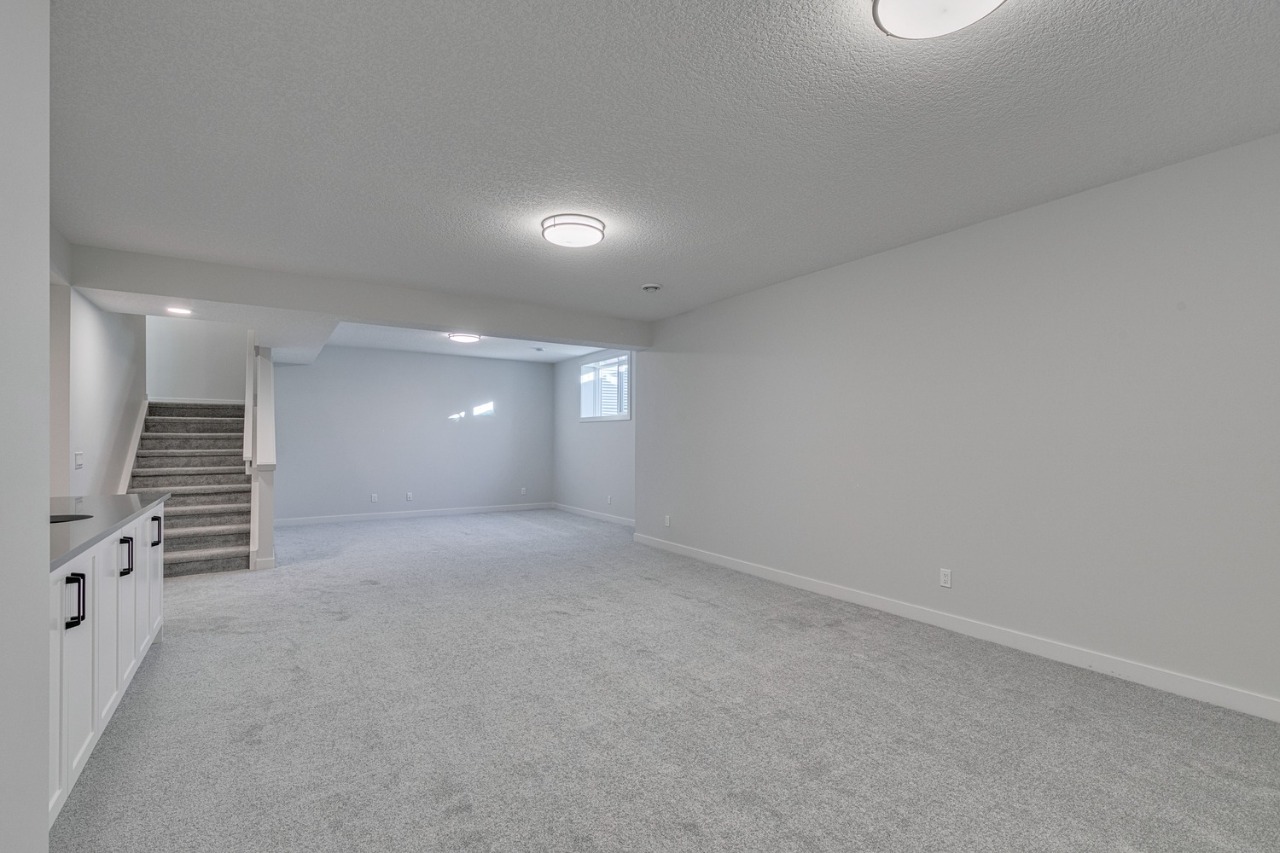 Listing Image 54
