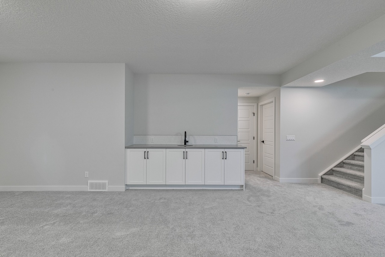 Listing Image 55