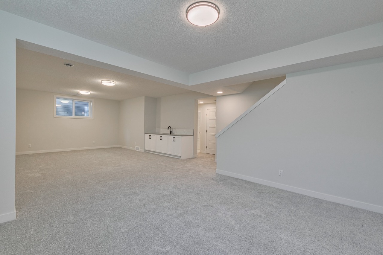 Listing Image 57
