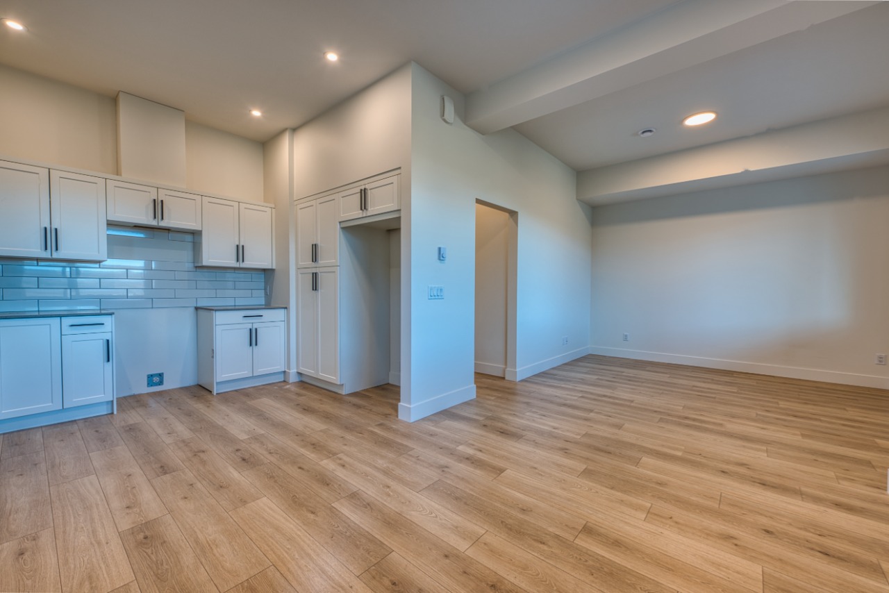 Listing Image 55