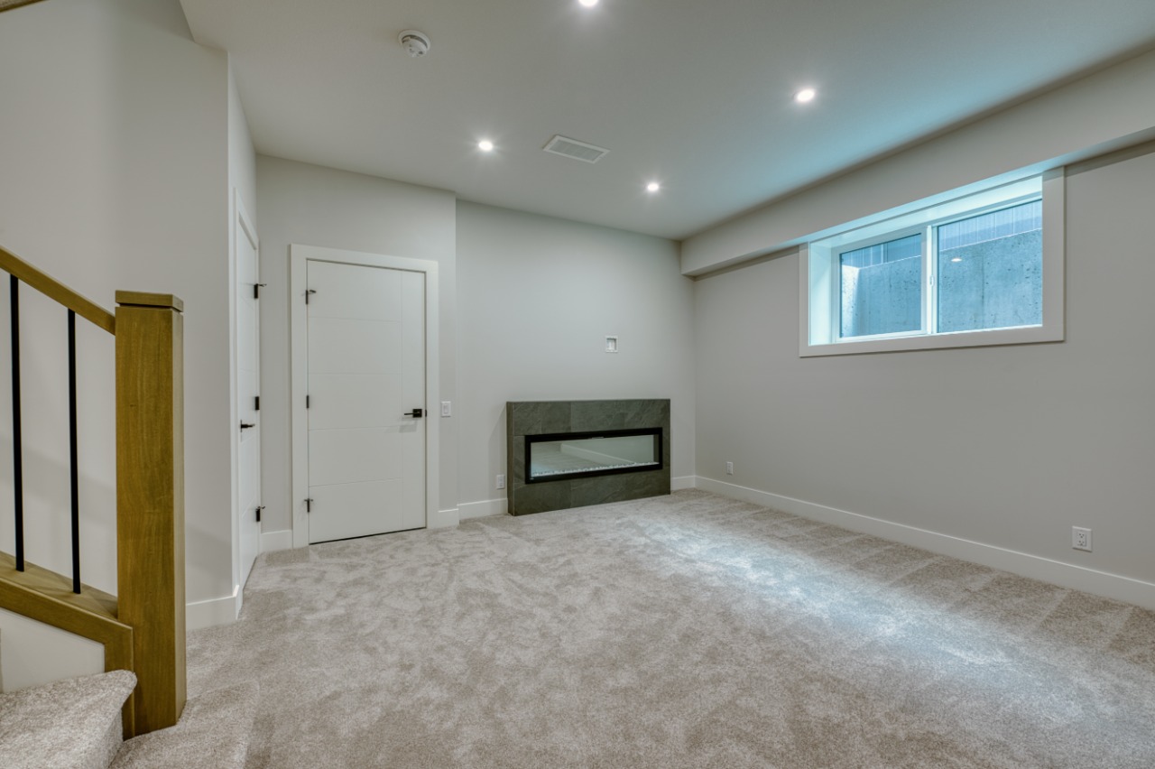 Listing Image 55