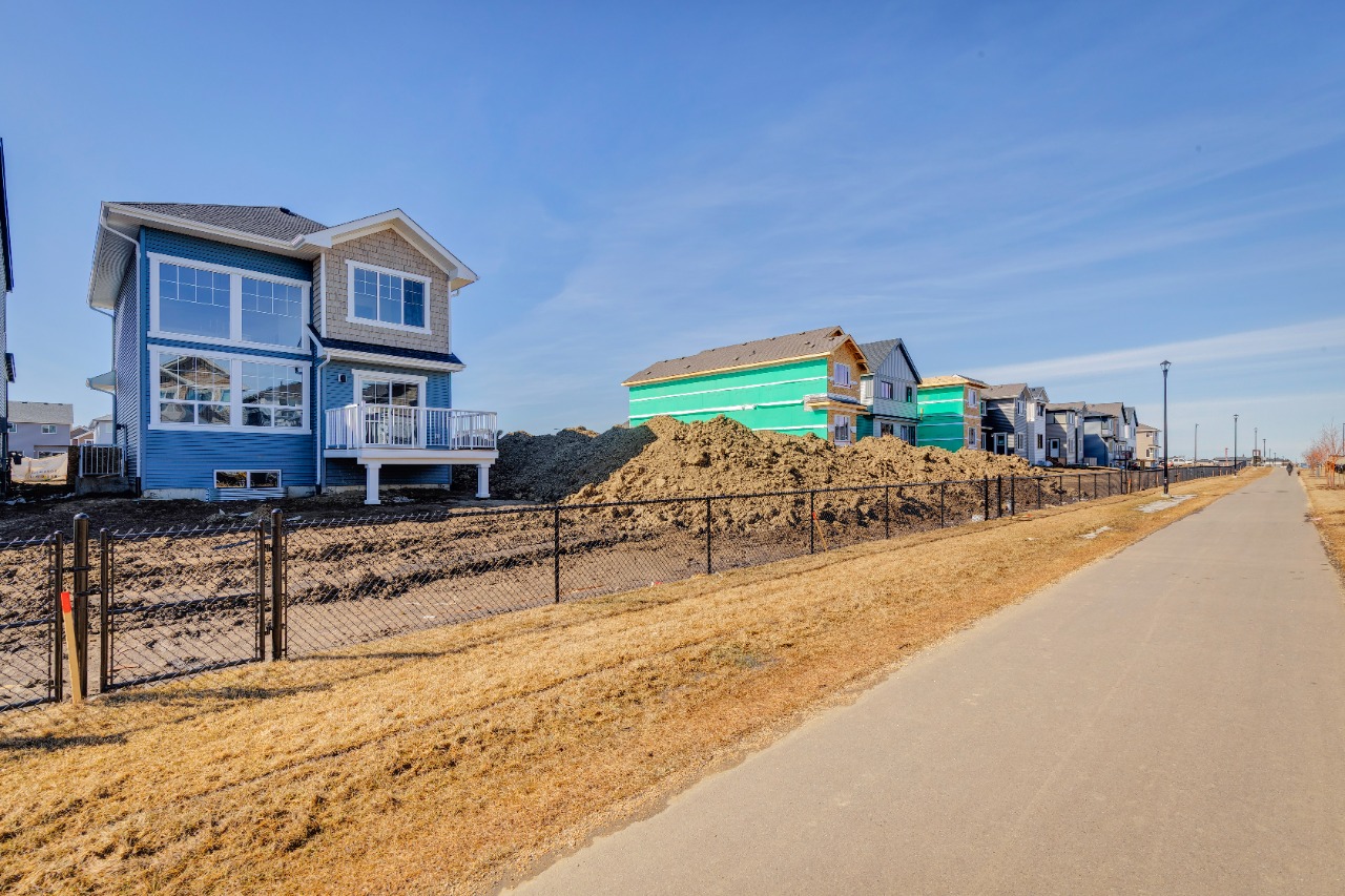 Listing Image 38