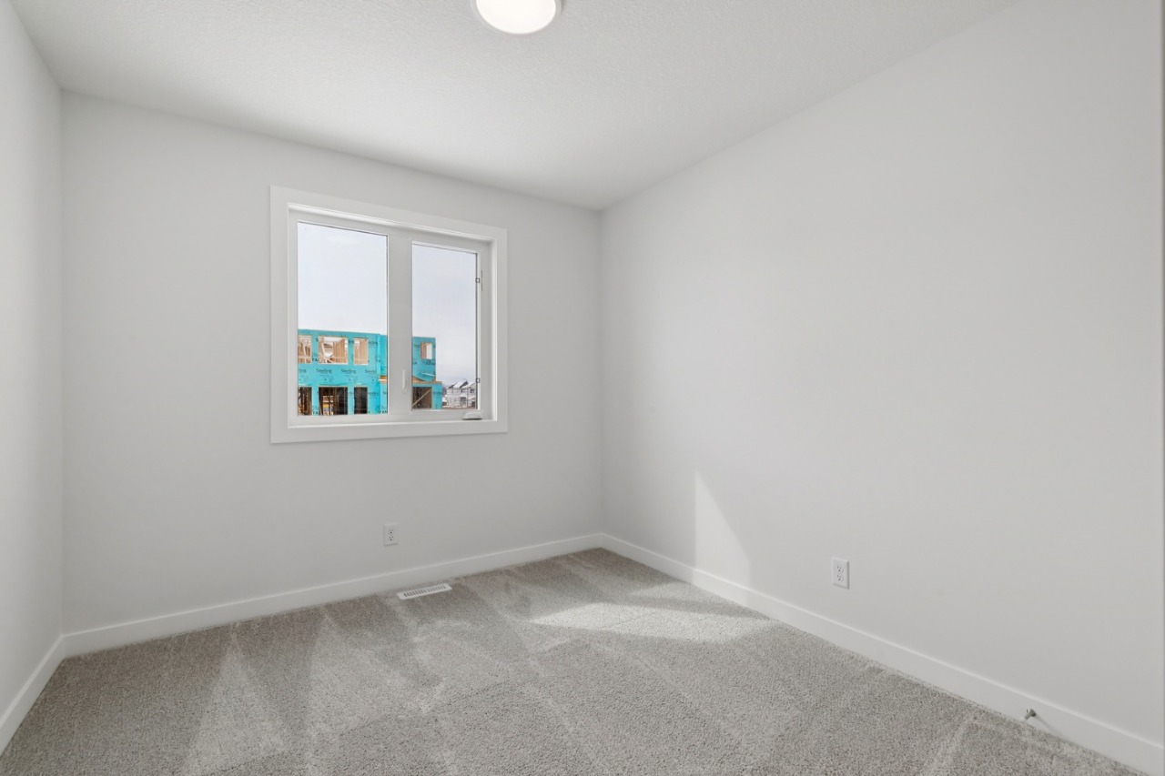 Listing Image 24