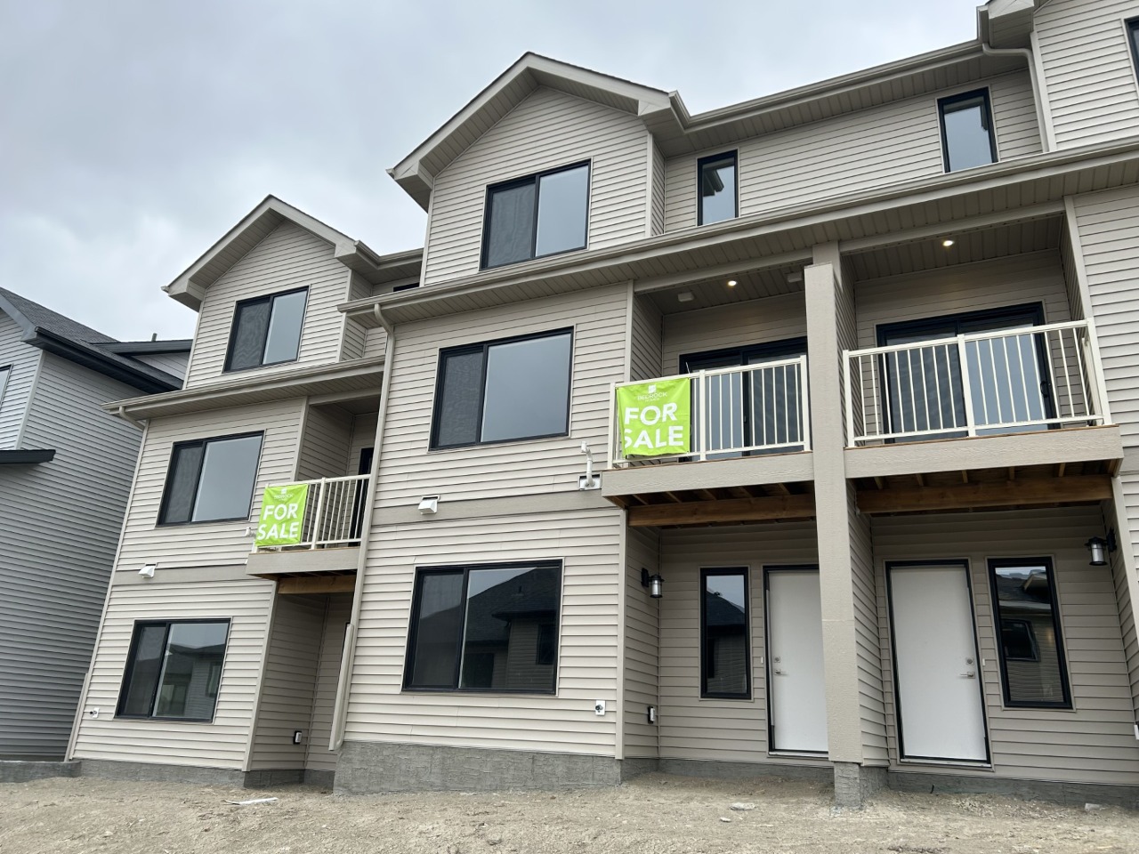Listing Image 11