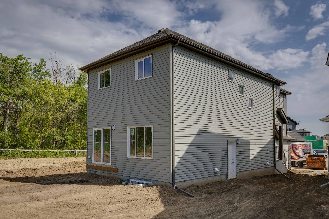 Listing Image 40