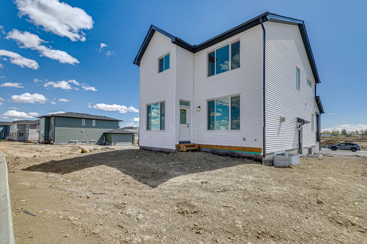 Listing Image 40