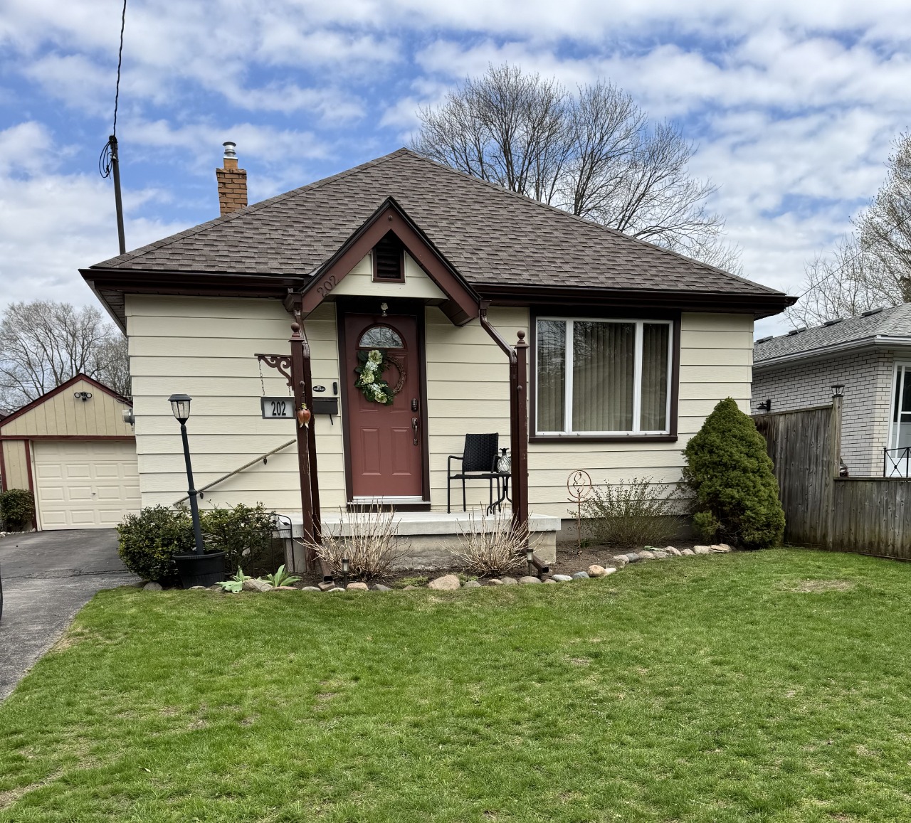 Listing Image 1