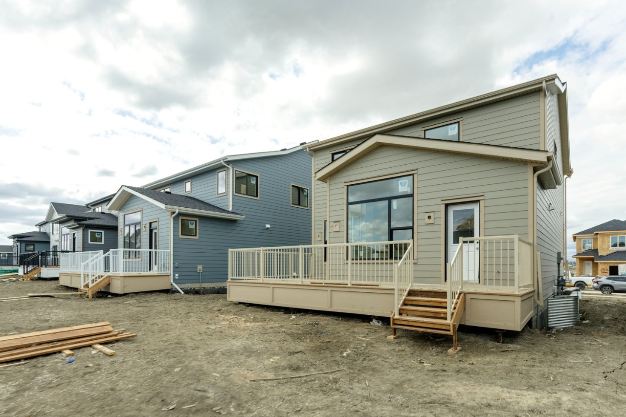 Listing Image 11