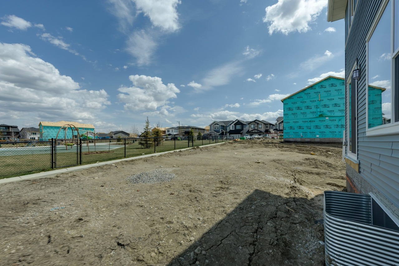 Listing Image 38