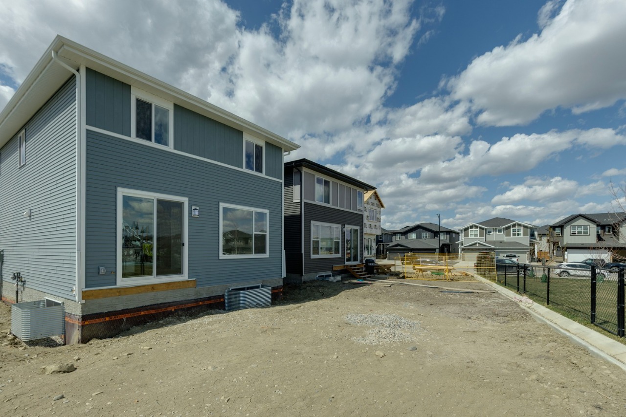 Listing Image 40