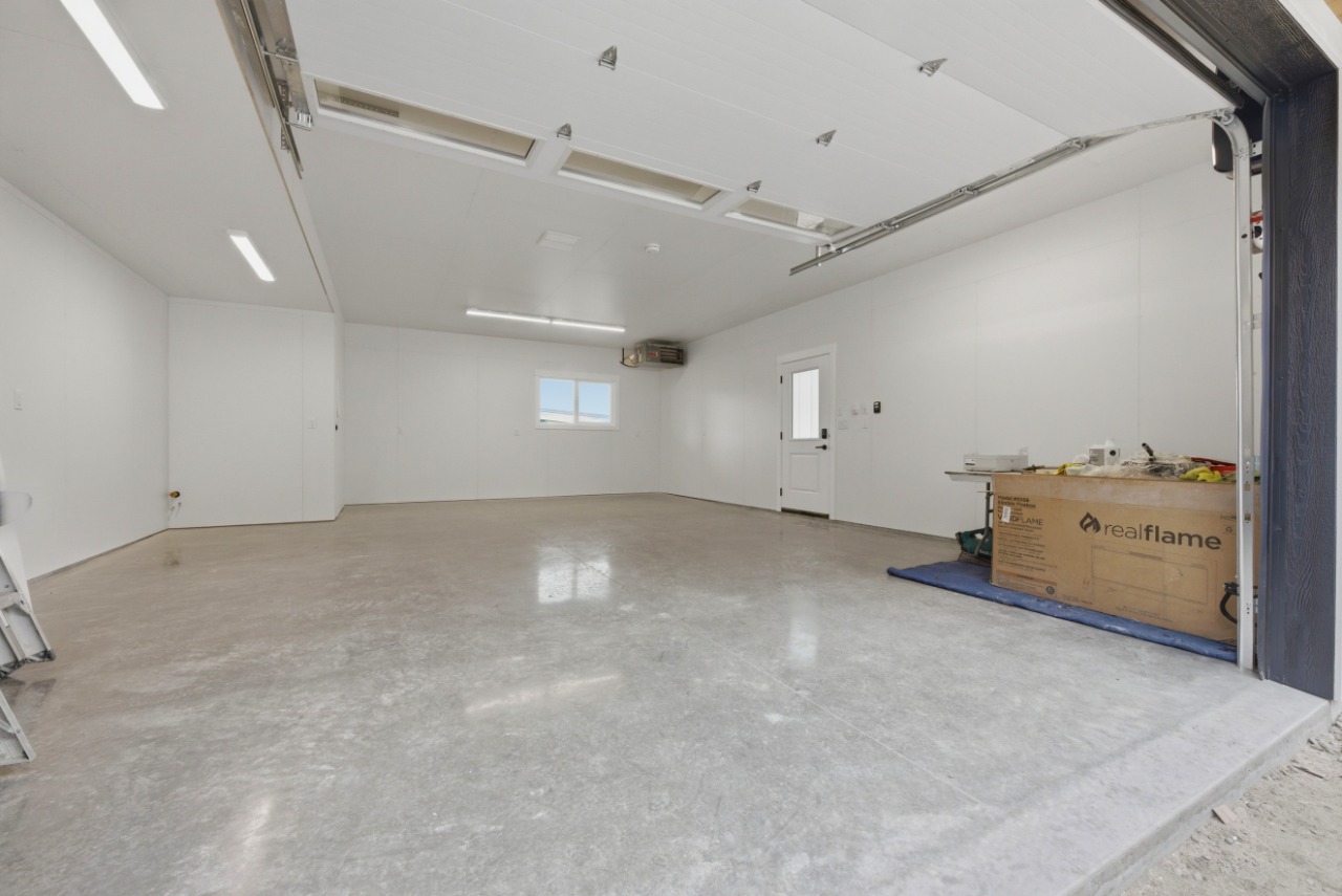 Listing Image 38