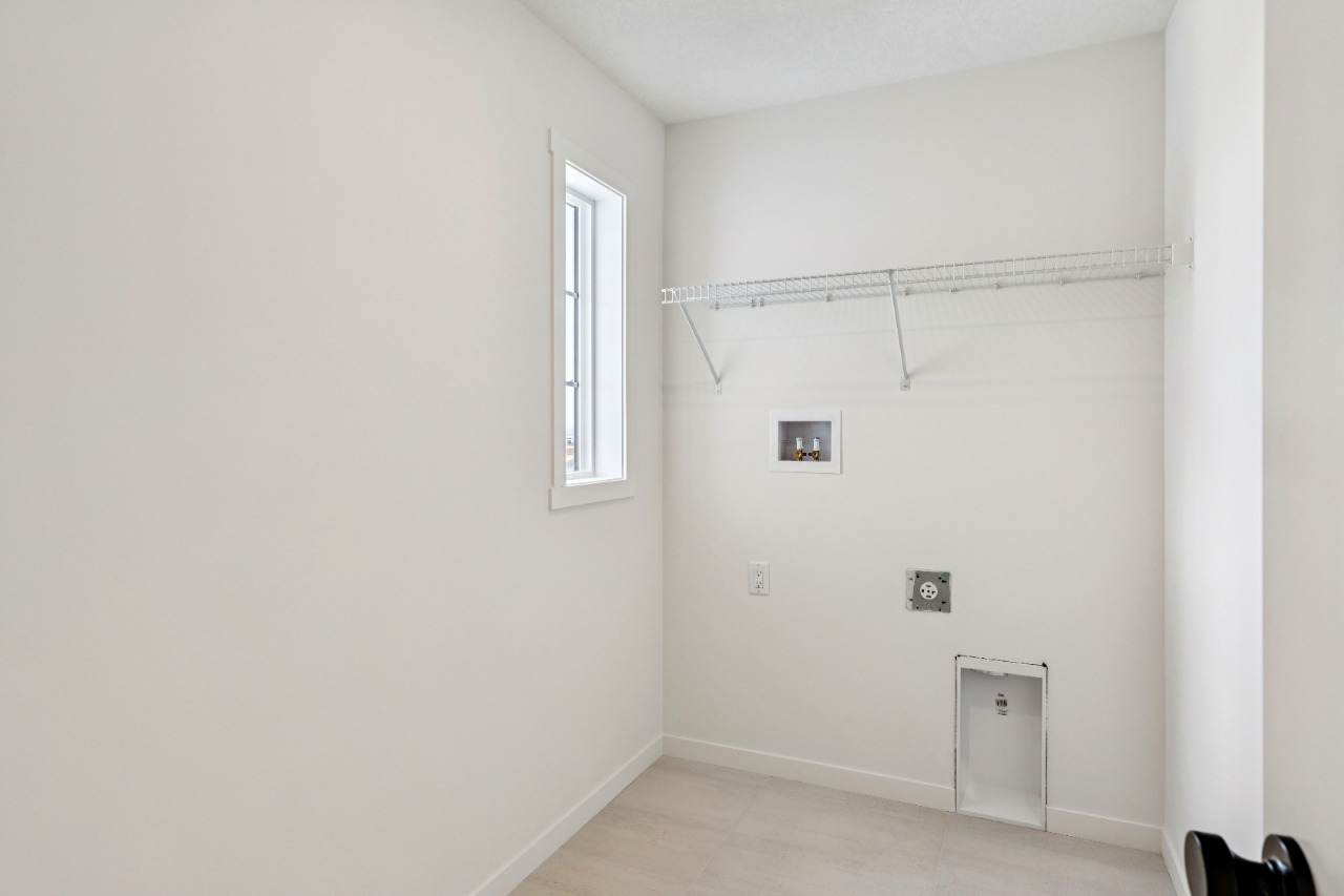 Listing Image 24