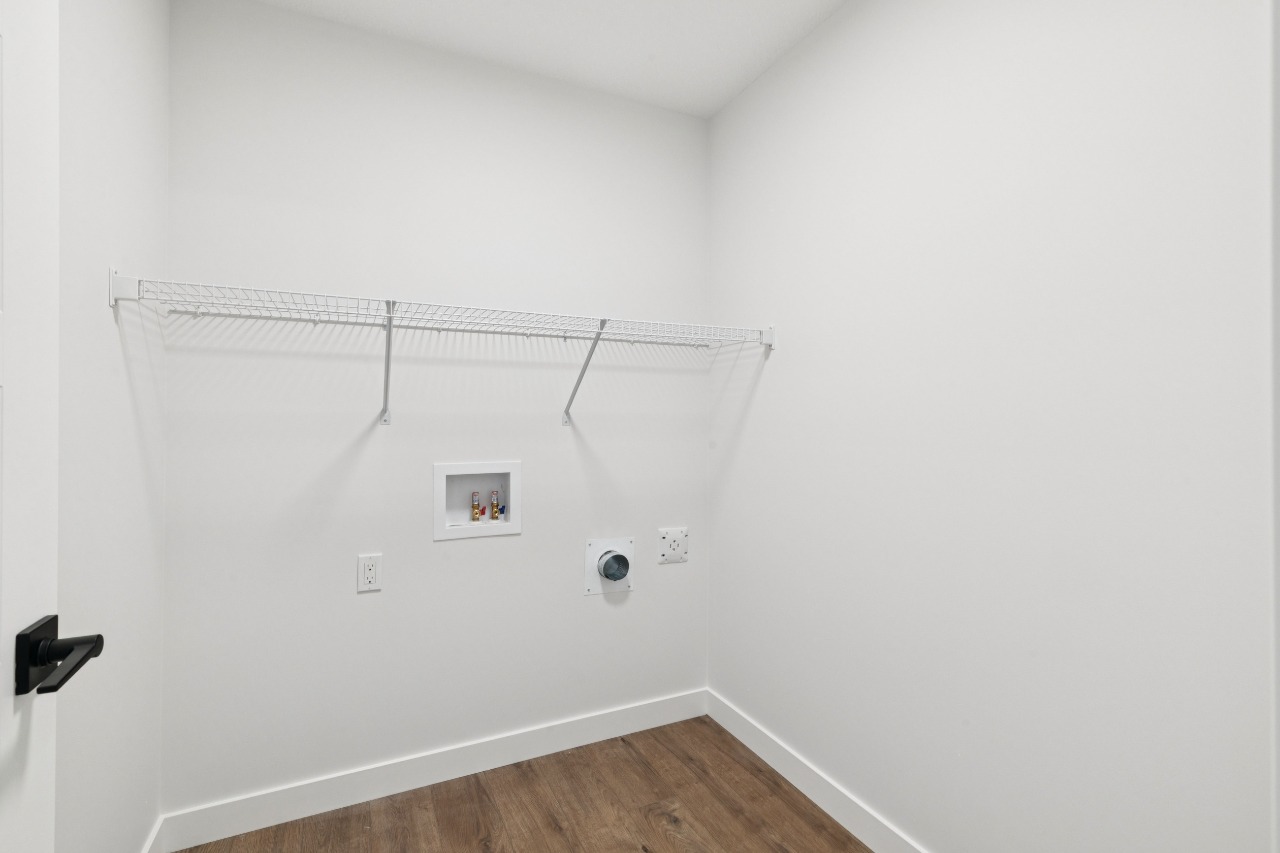 Listing Image 30