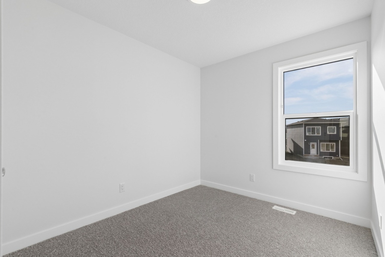 Listing Image 24