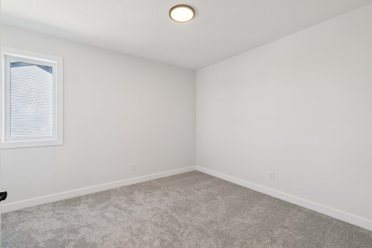 Listing Image 30
