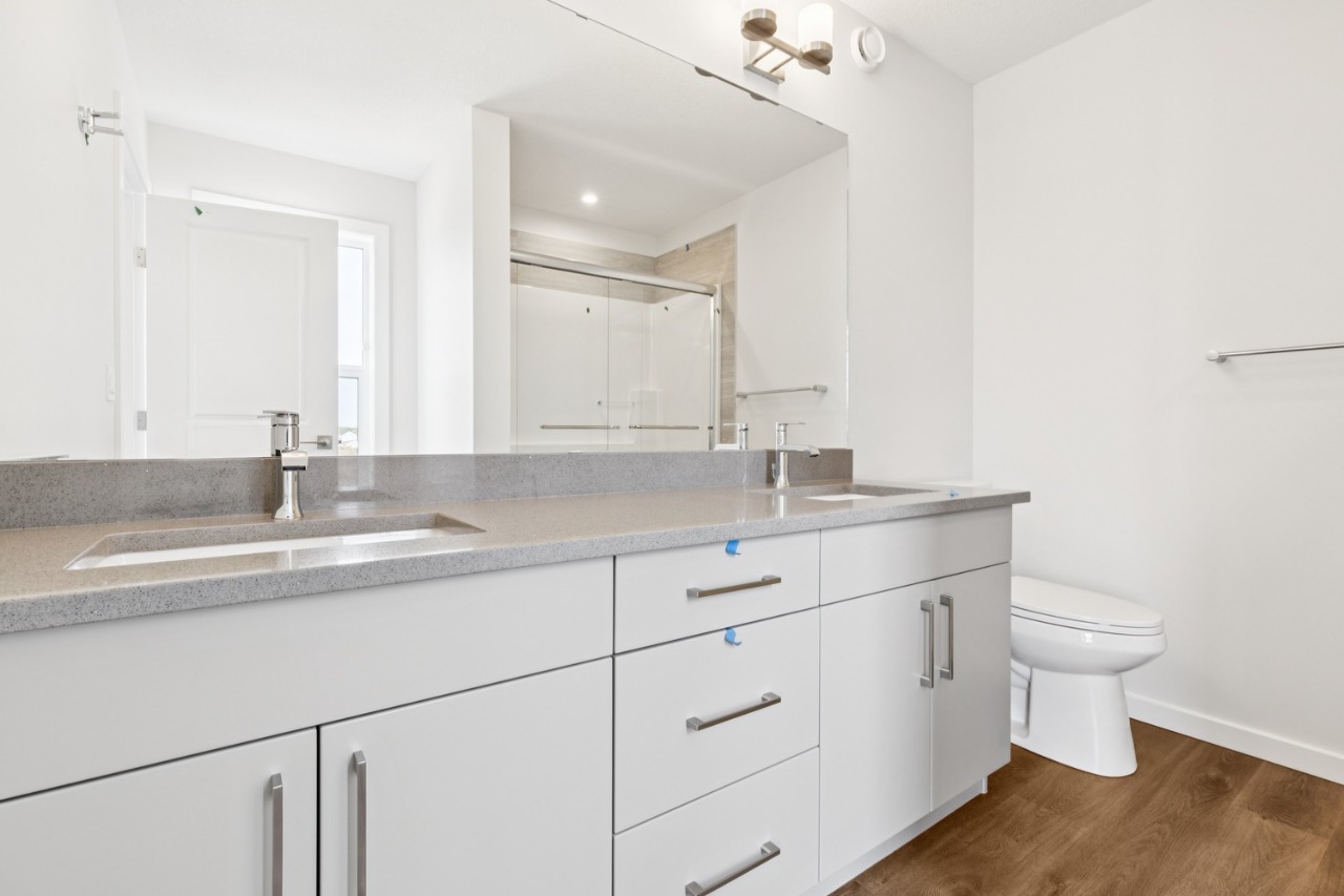 Listing Image 27