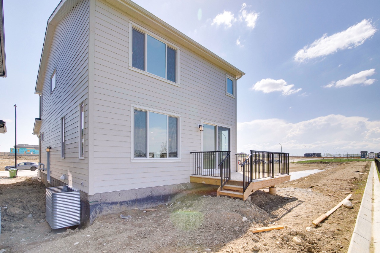 Listing Image 25