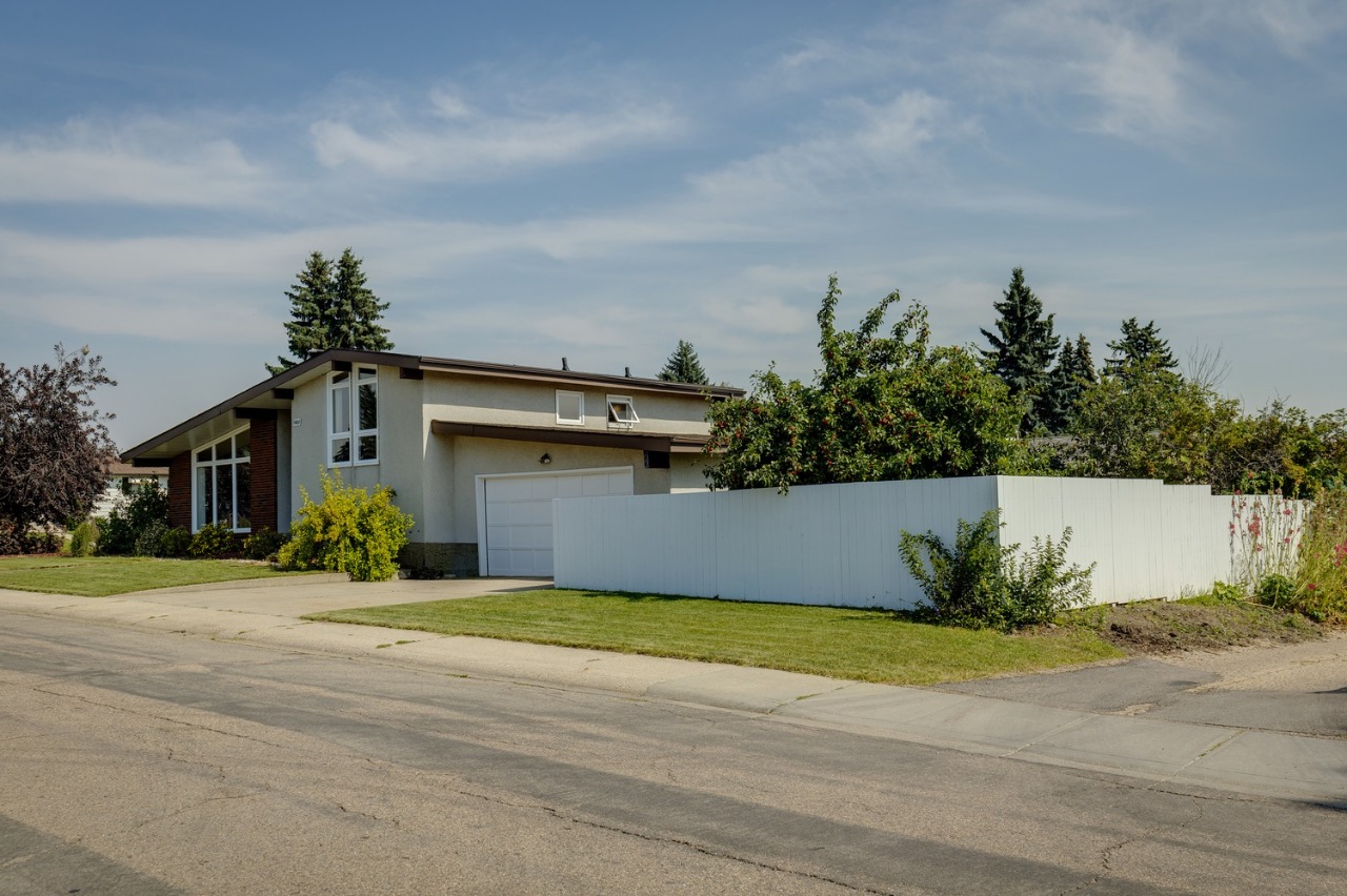 Listing Image 54