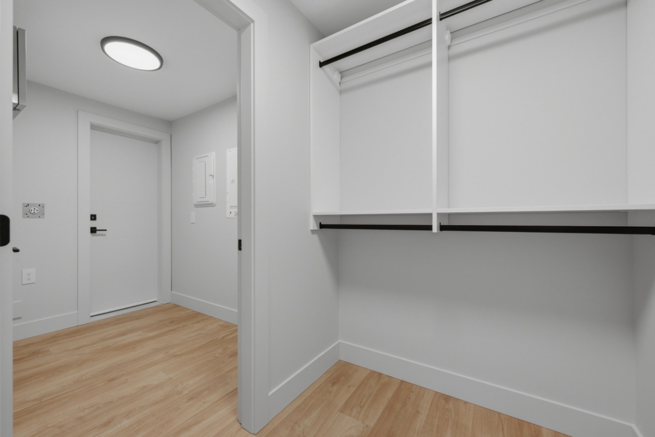 Listing Image 55