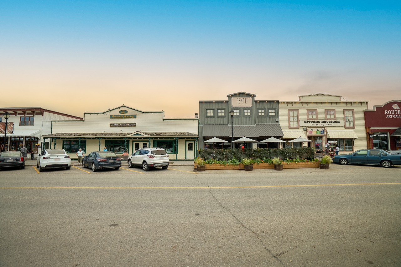 Listing Image 12